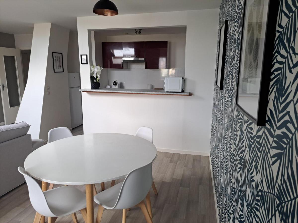 Suite Du Crypto - Vue Imprenable Sur La Place Du Forum Reims Eksteriør bilde